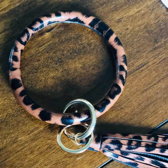 Bracelet / Big Key Ring With Tassel Leopard Large - Picture 2 of 5